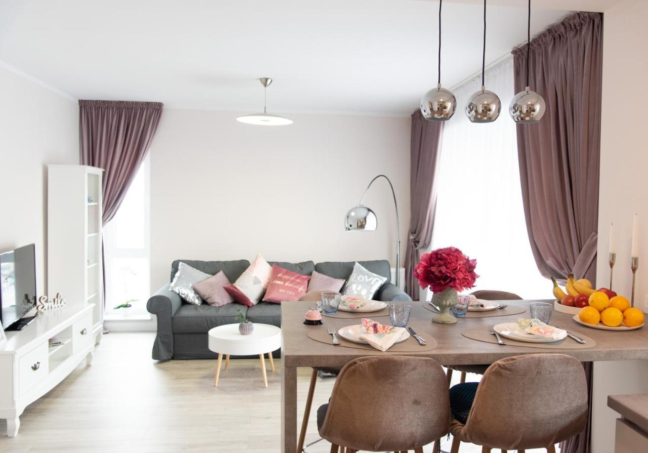Zen Apartments Braşov Buitenkant foto