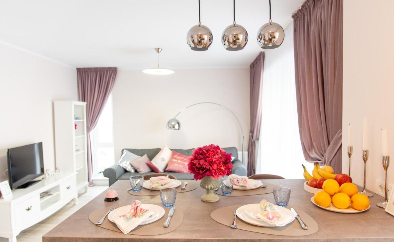 Zen Apartments Braşov Buitenkant foto