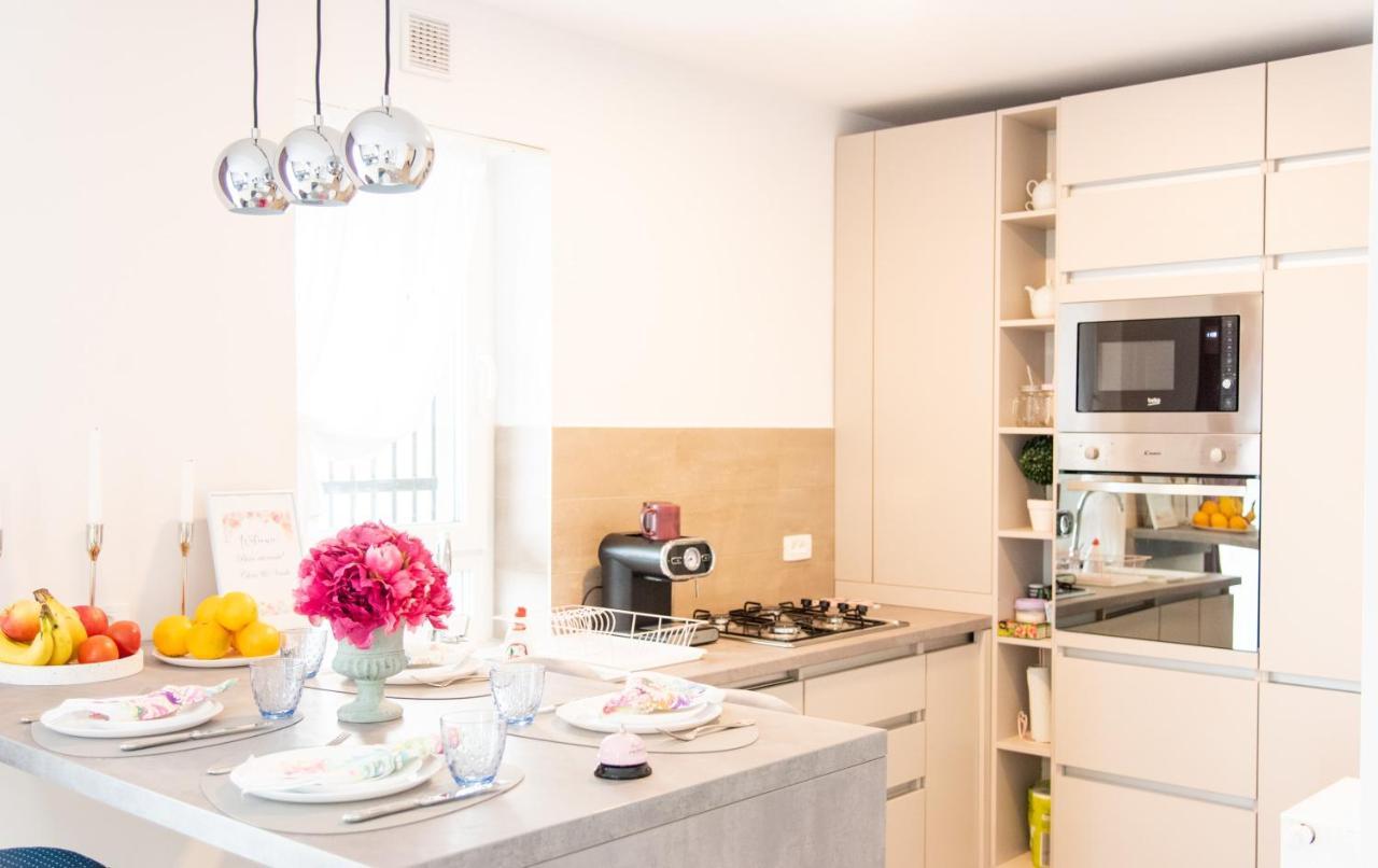 Zen Apartments Braşov Buitenkant foto